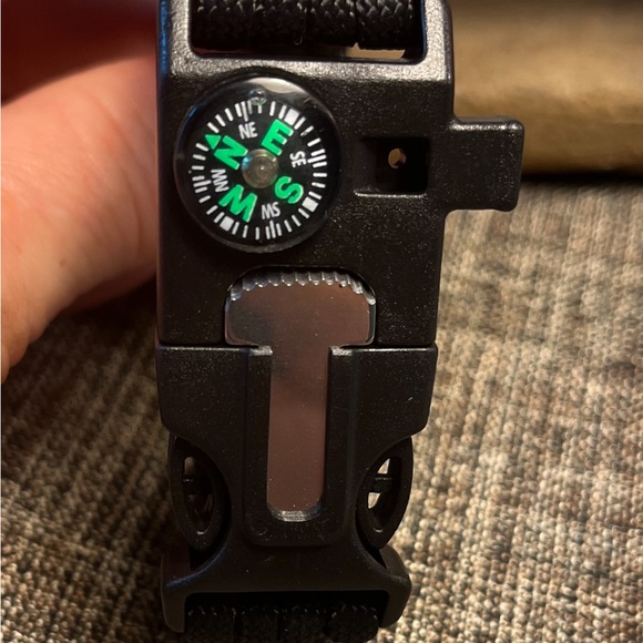 5292-HTT Paracord Bracelet Waterproof Outdoor Adjustable Survival-Black Color - Picture 7 of 14